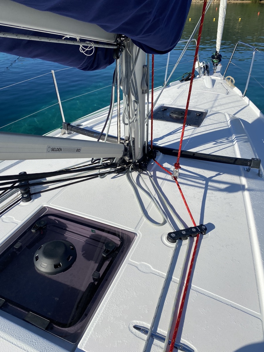 Photo #5 - Oceanis 34.1 (Delfino) in Salerno - 13934