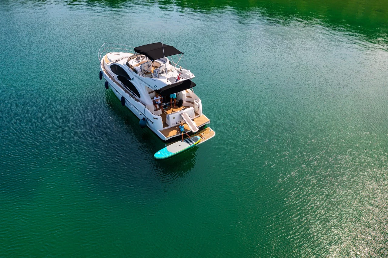 Azimut 42 (Eisbär)  - 12