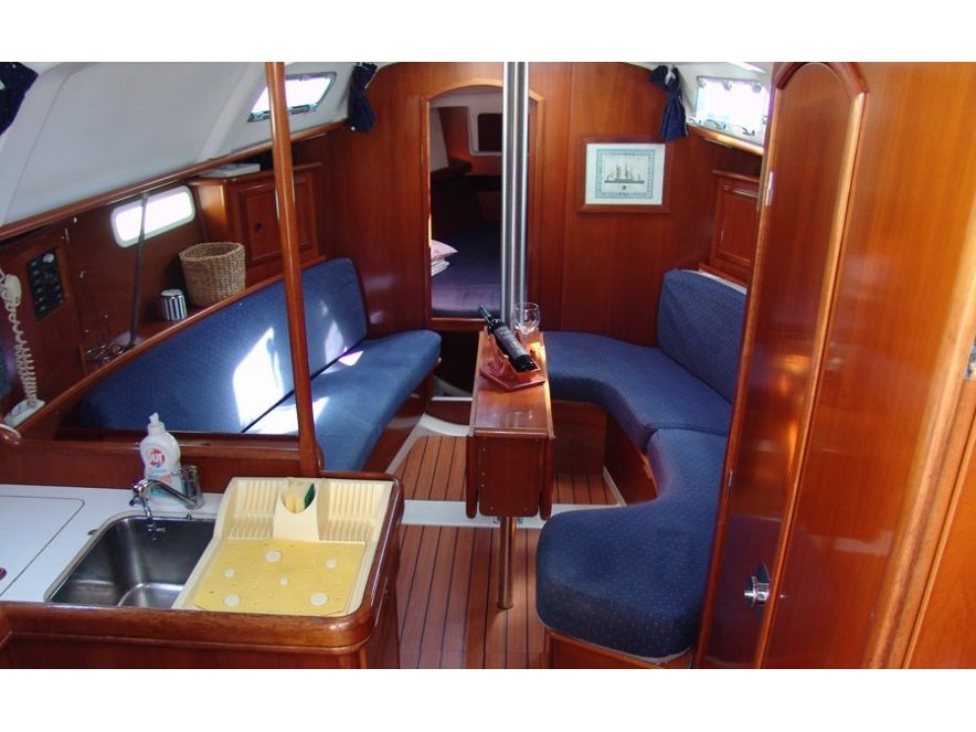 Photo #8 - Oceanis 331 (Martha) in Lefkada - 13375