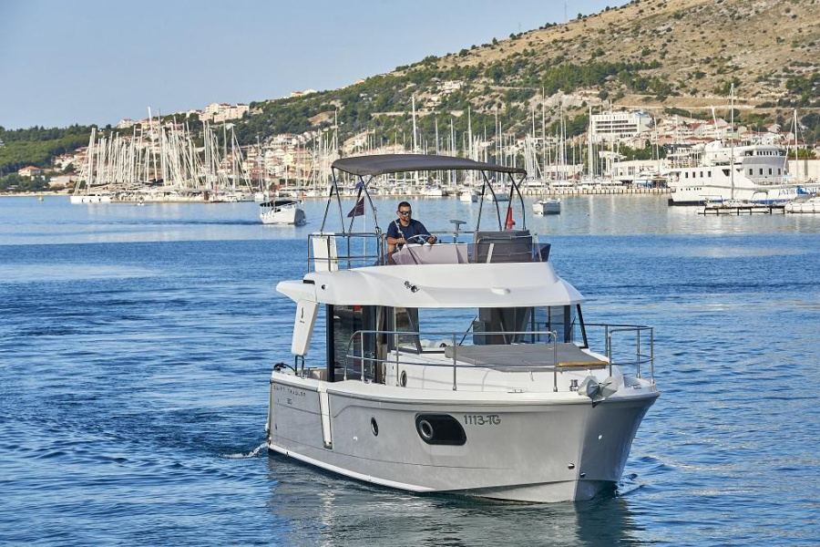 Photo #10 - Beneteau Swift Trawler 30 (Odysseus) in Trogir - 11752