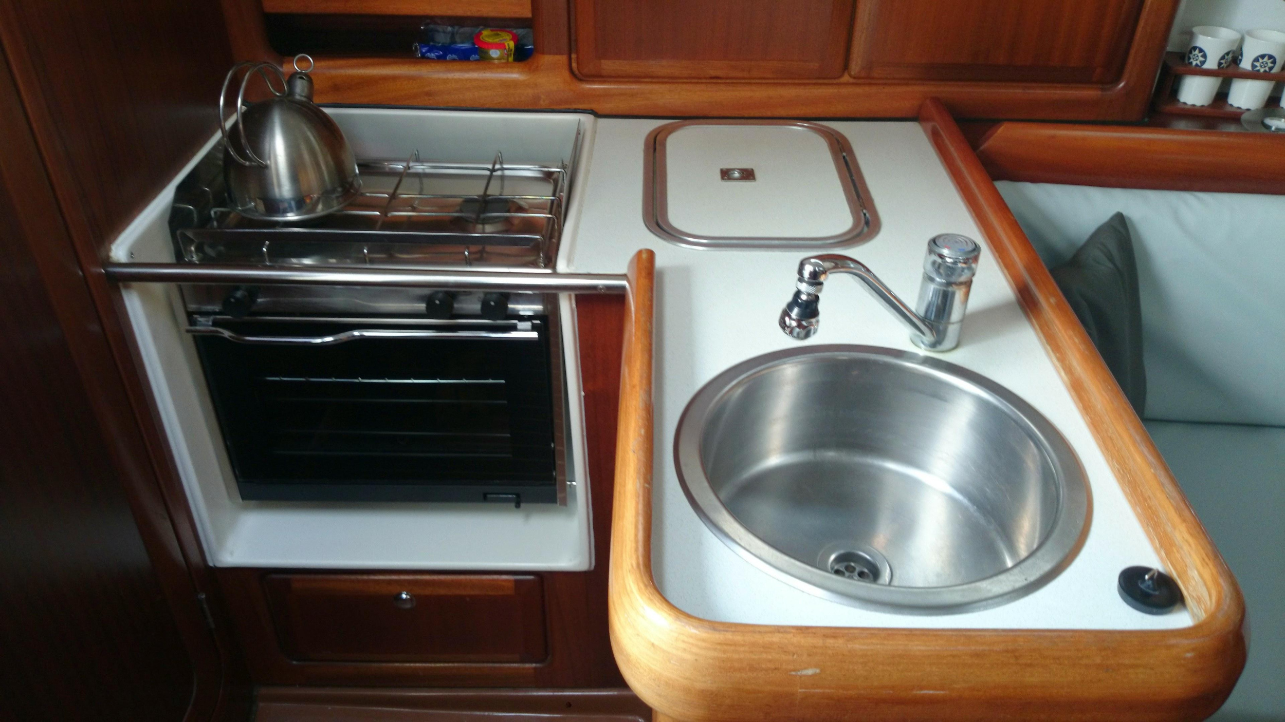 Photo #2 - Bavaria 32 Holiday (Theodor Storm) in Korfu - 23045