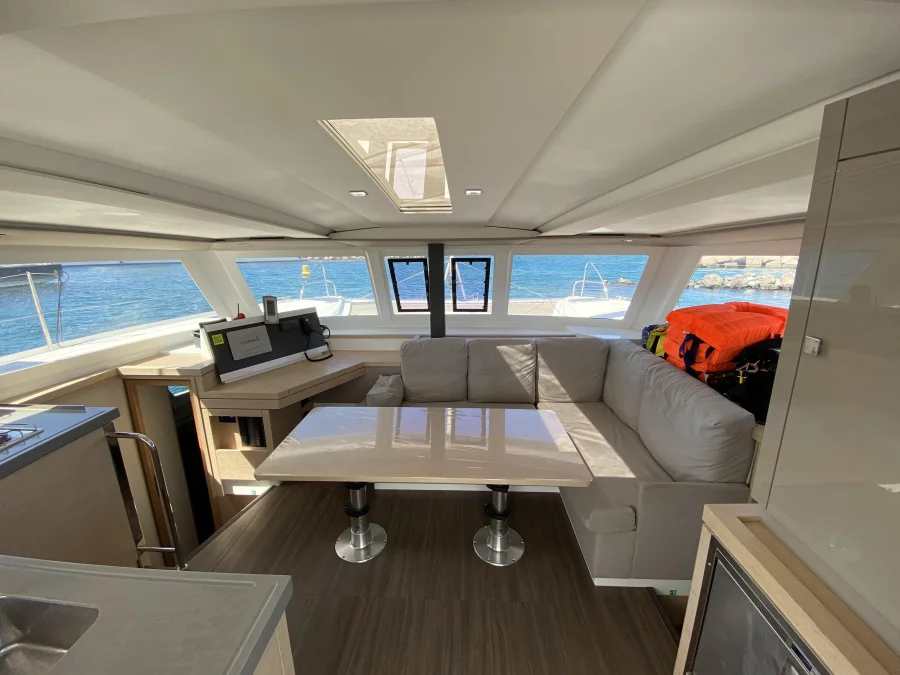 Lucia 40 (Aquila (!!!from Monday!)) Interior image - 25