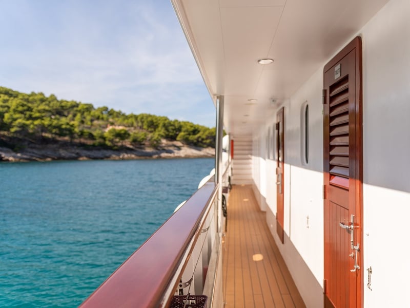 Photo #30 - Motoryacht YOLO (Yolo) en Split - 15051
