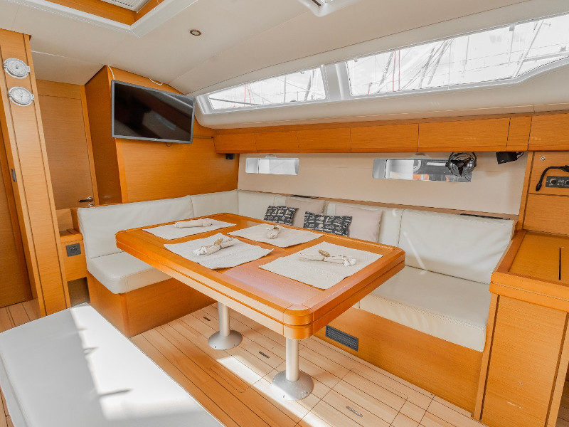 Photo #4 - Jeanneau 54 (Maria 2) in Atene - 14899