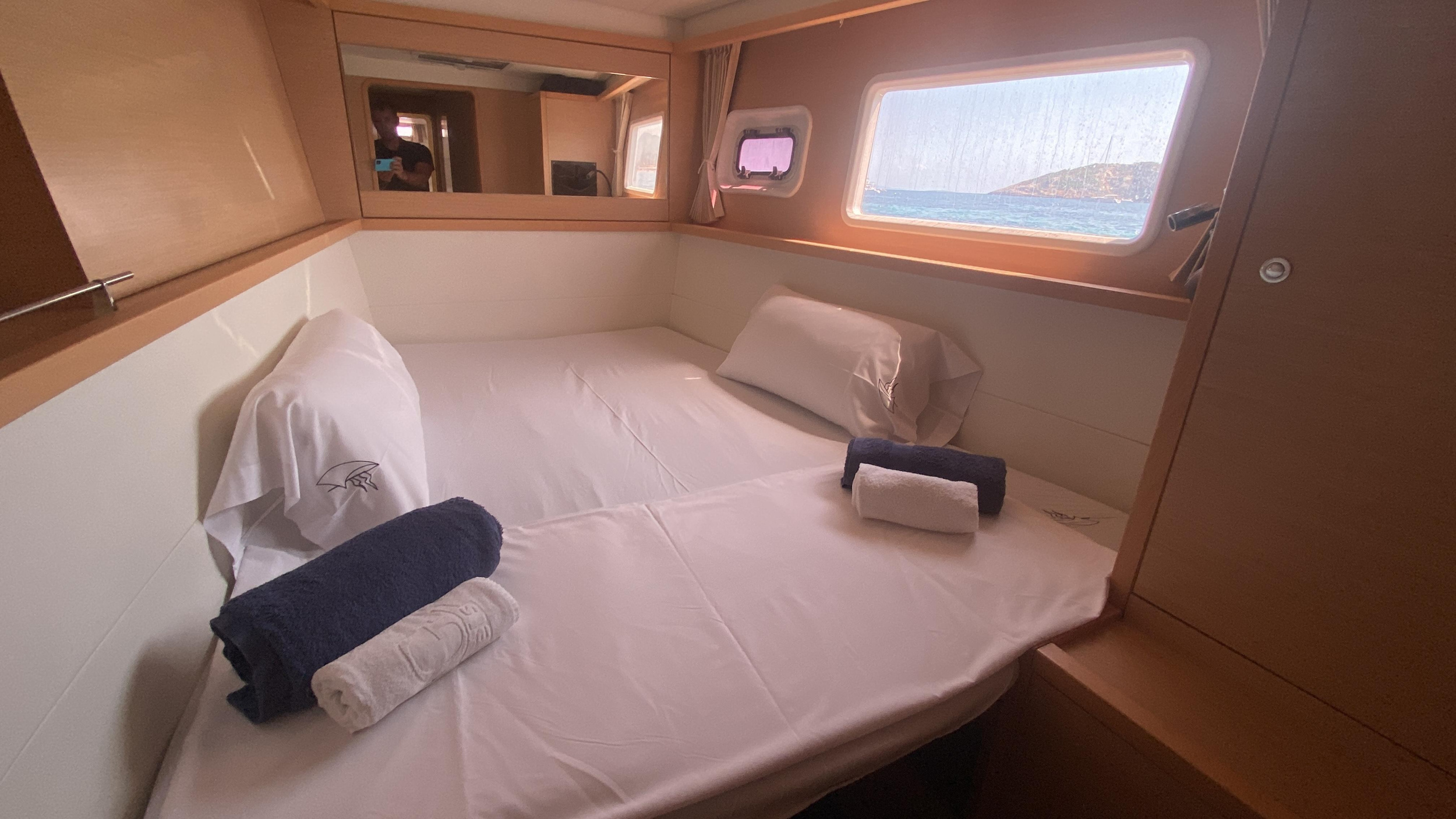 Photo #8 - Lagoon 450 Flybridge (Fornes) in Talamanca - 15848