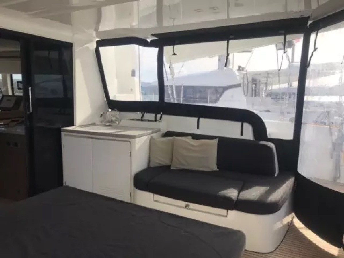 Photo #19 - Lagoon 50 (Baten Kaitos II (, WM, , Tender Lift, Inverter)) in Salerno - 11510
