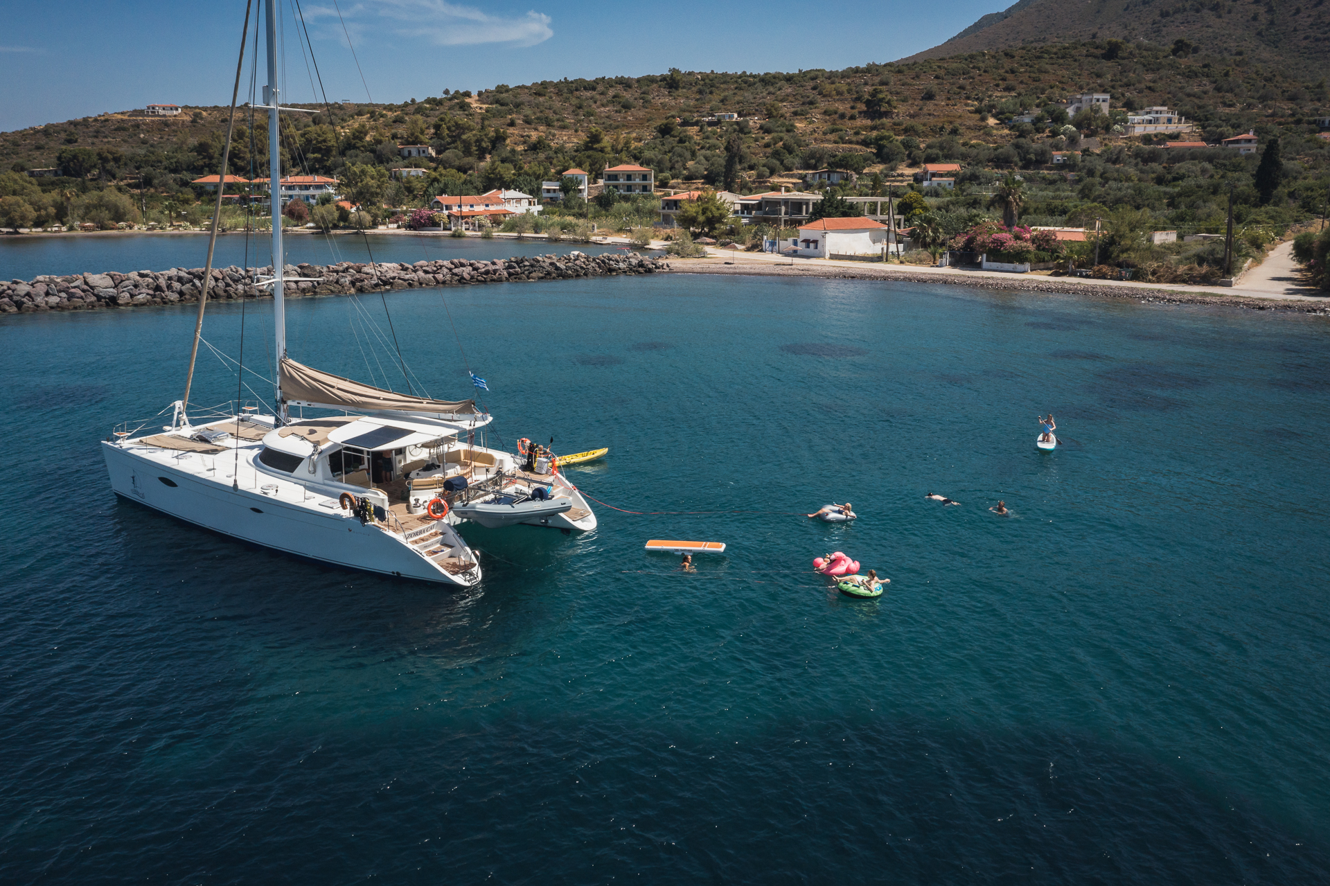 Photo #5 - Eleuthera 60 (ZORBA CAT) in Aegina - 23640