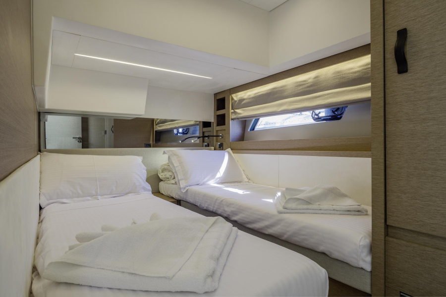Photo #7 - Prestige 520 (ORA G) en Atenas - 18125