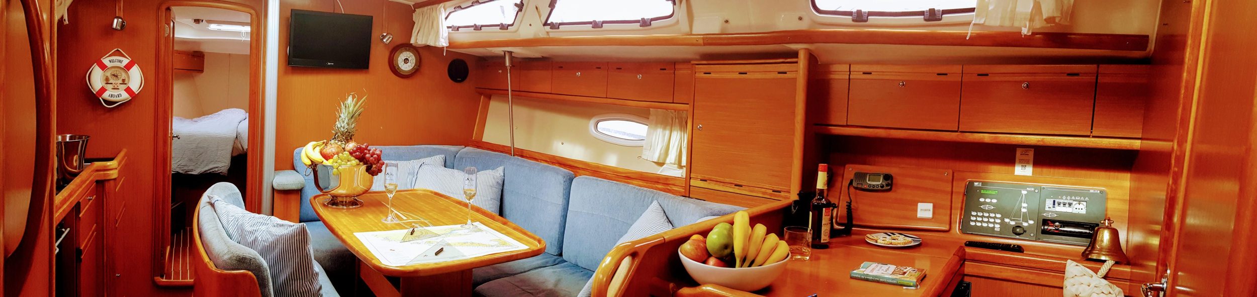 Photo #14 - Bavaria 40 Cruiser ("LADY BUTTERFLY") en Tucepi - 15350
