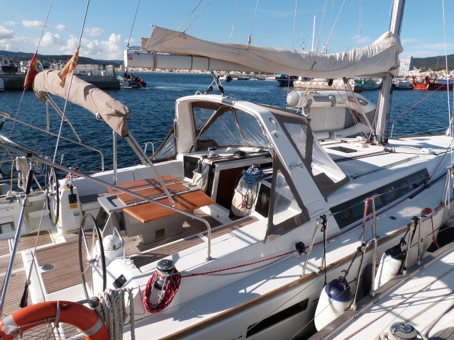 Photo #3 - Oceanis 45 (Tornafort) in Palamos - 7916