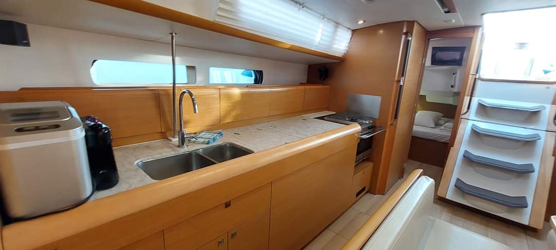 Photo #10 - Sun Odyssey 479 (YOLO) en Lefkada - 18527