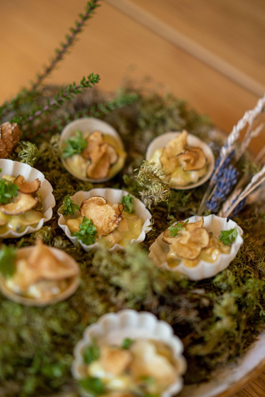 Canapes with fresh mussels on board - 1