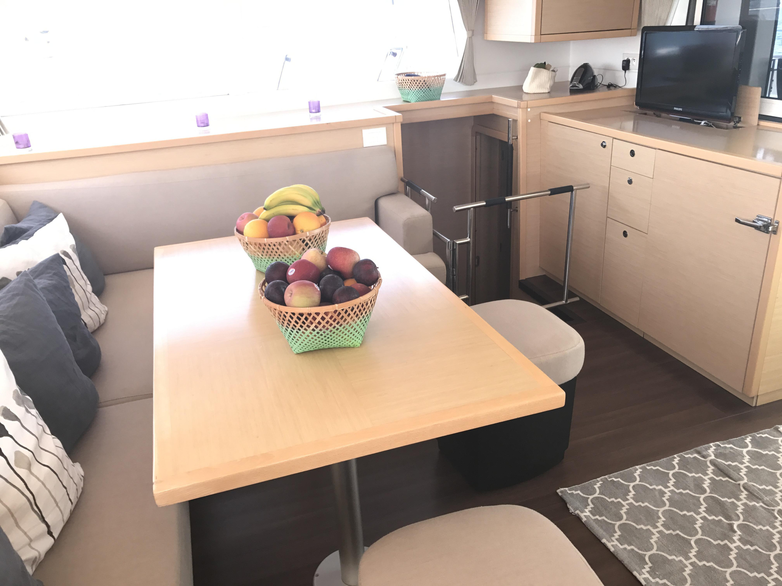 Photo #7 - Lagoon 450F (REFIT 2025) (Allegra) in Sant Antoni de Portmany - 16755