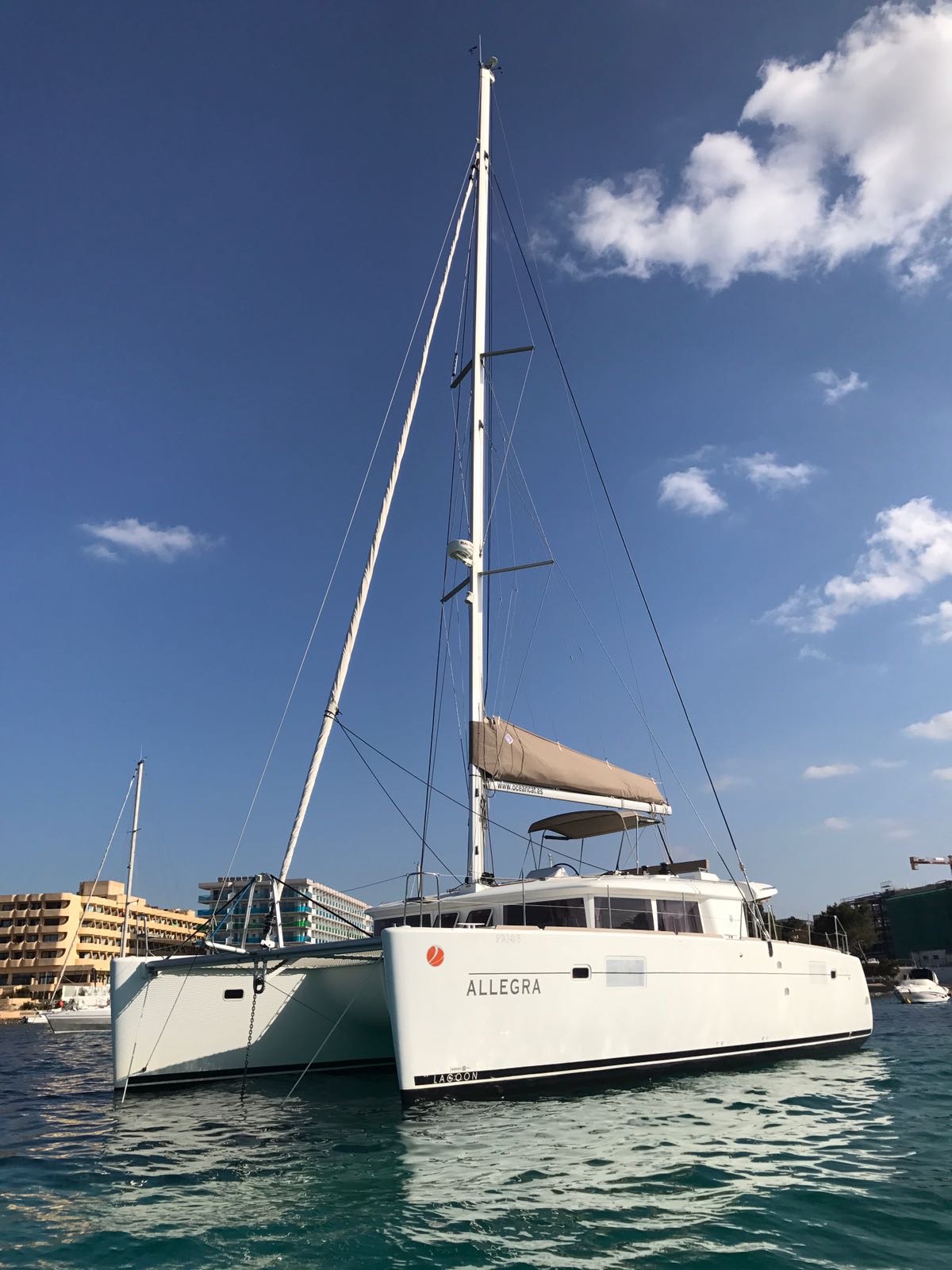 Photo #16 - Lagoon 450F (REFIT 2025) (Allegra) in Sant Antoni de Portmany - 16755