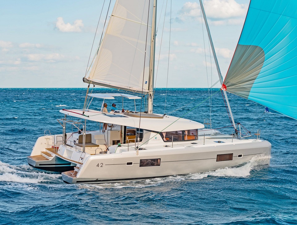 Photo #10 - Lagoon 42 & GEN & WM (White Pearl) en Volos - 16663