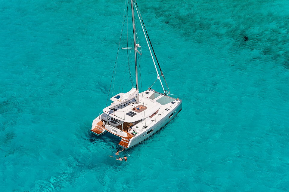 Photo #21 - Lagoon 42 & GEN & WM (White Pearl) en Volos - 16663