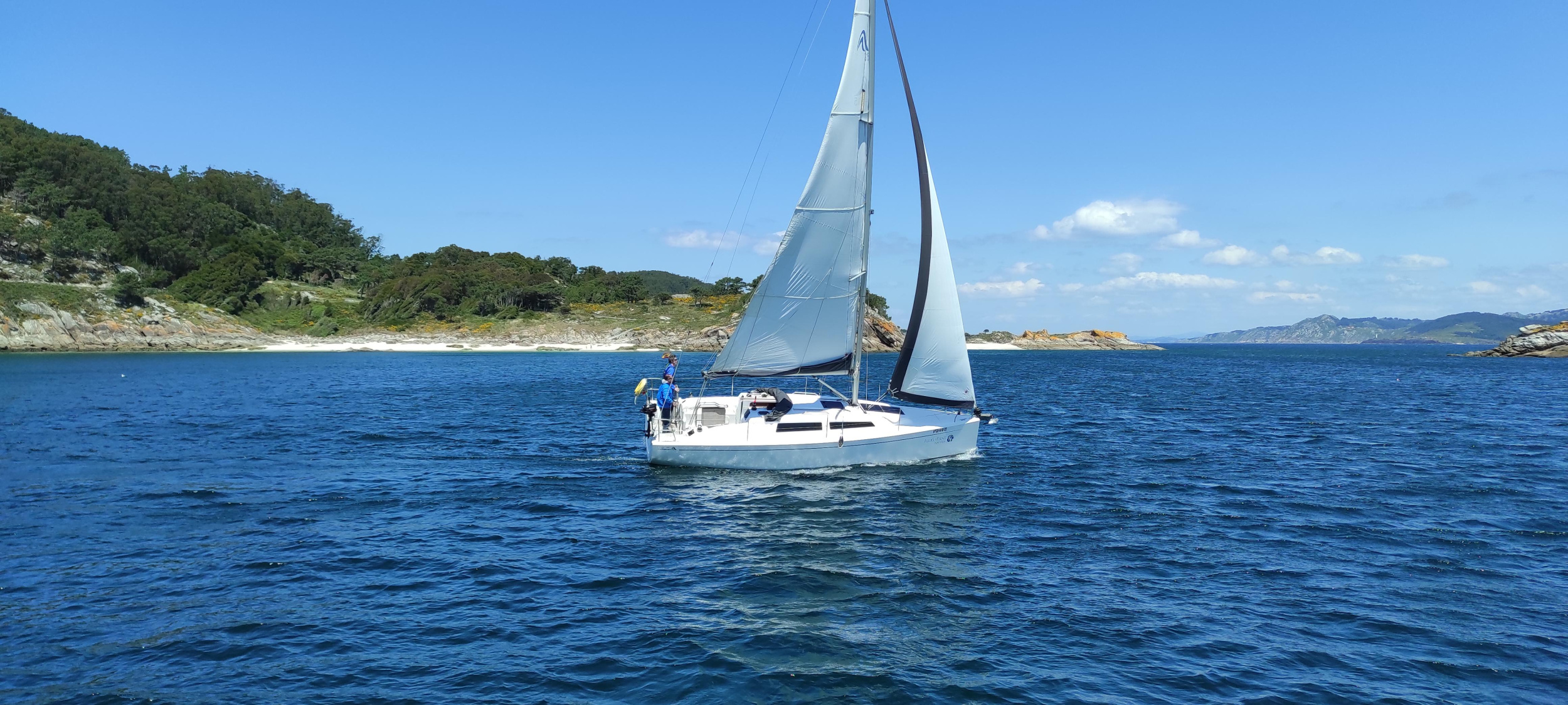 Photo #15 - Hanse 415 (Kraken) in Baiona - 17584