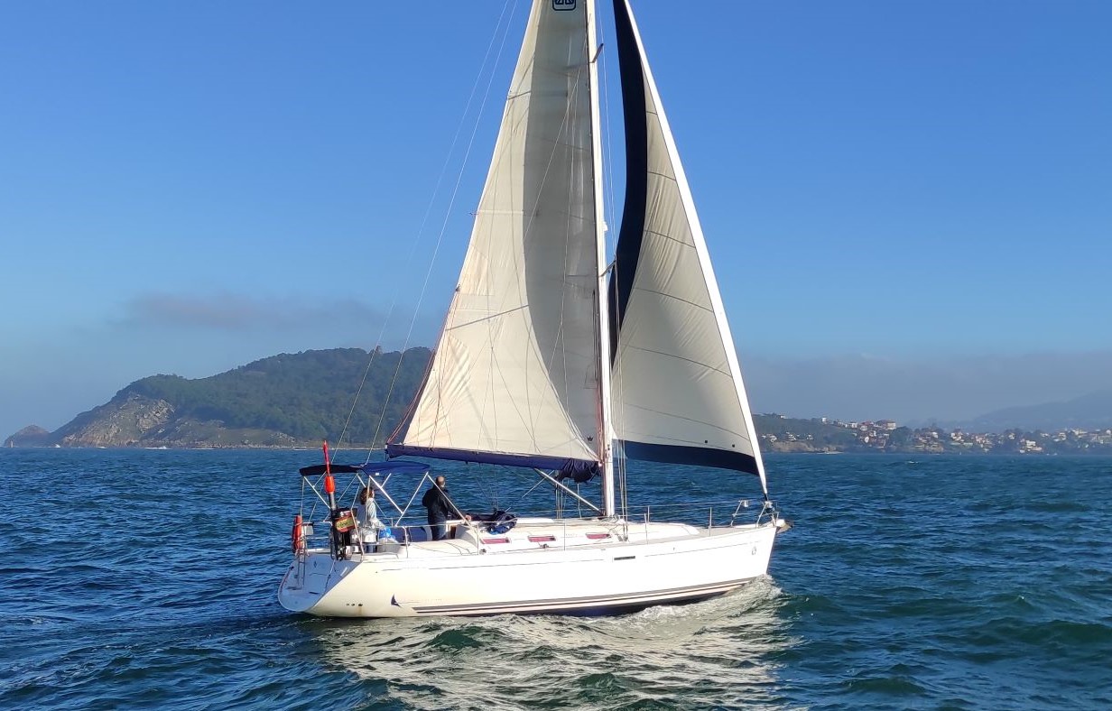 Photo #10 - Dufour 385 Grand Large (Machimbombo) in Portimao - 14527