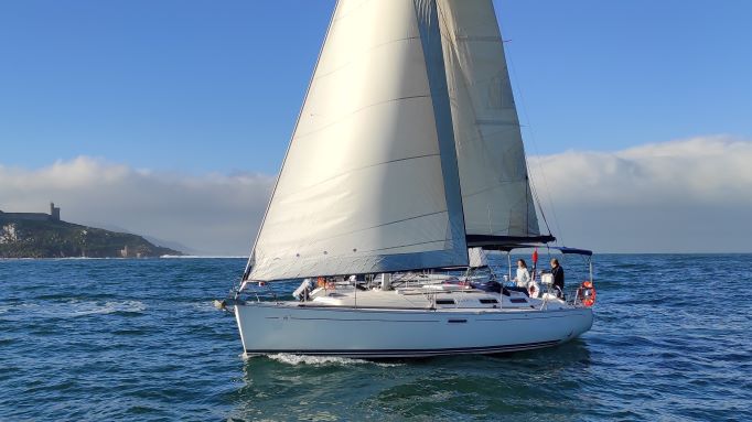 Photo #4 - Dufour 385 Grand Large (Machimbombo) in Portimao - 14527