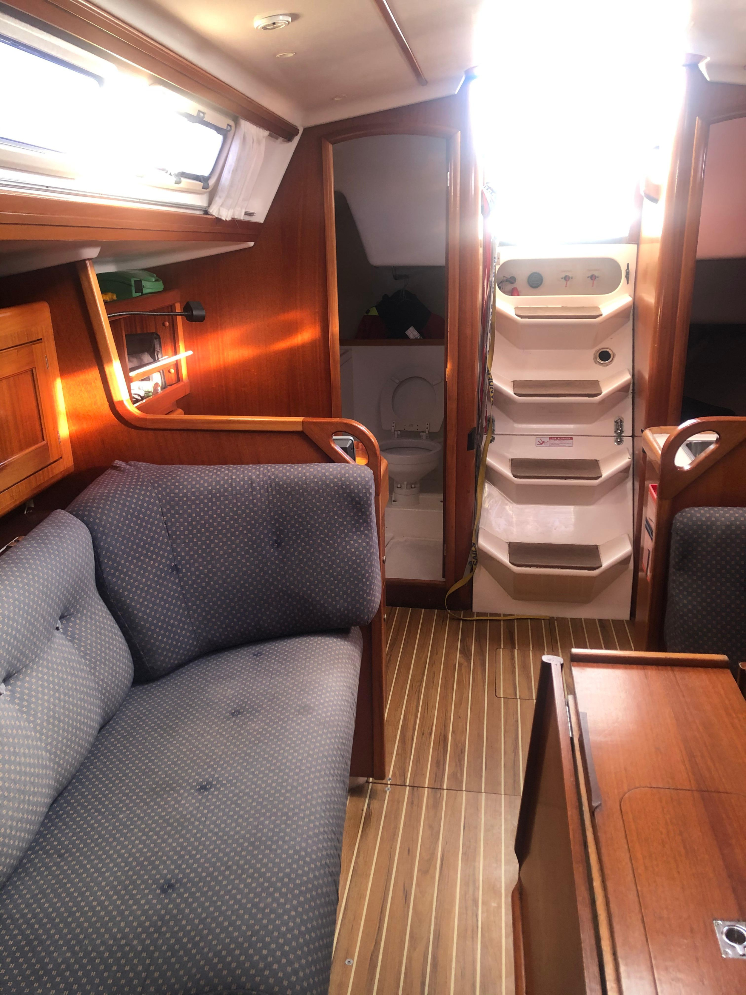 Photo #19 - Elan 333 (Escapade) en Poole - 15474