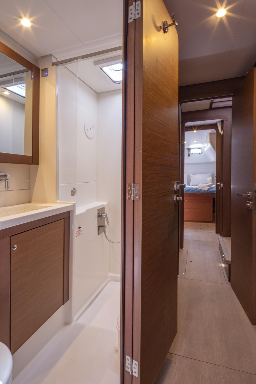 Photo #8 - Lagoon 450 Flybridge (Medousa) en Lavrion - 12206