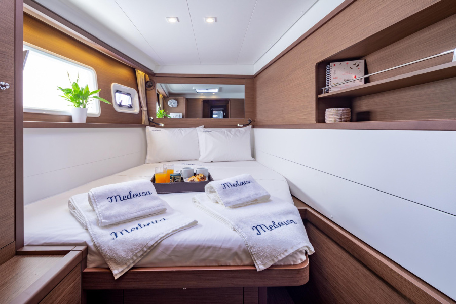 Photo #23 - Lagoon 450 Flybridge (Medousa) en Lavrion - 12206