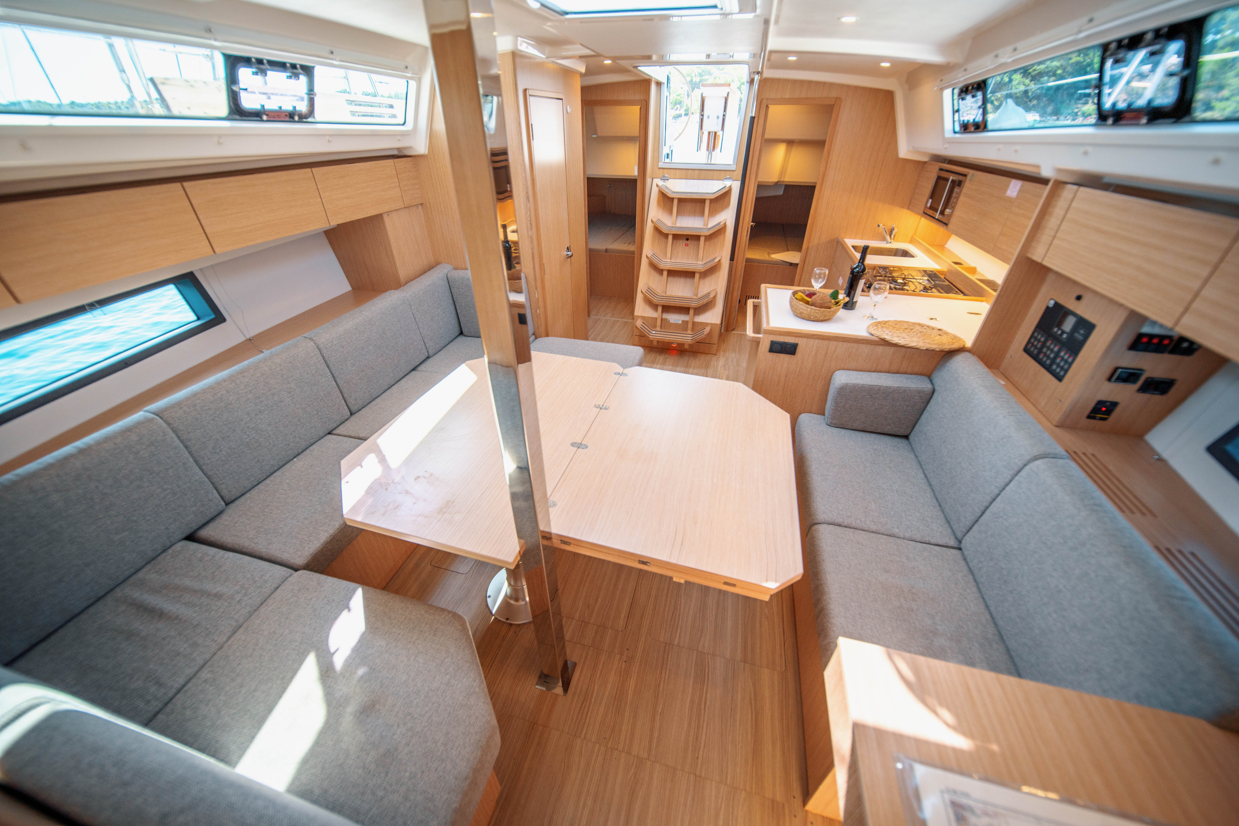 Photo #8 - Bavaria C42 (Fiona) en Krk - 15529