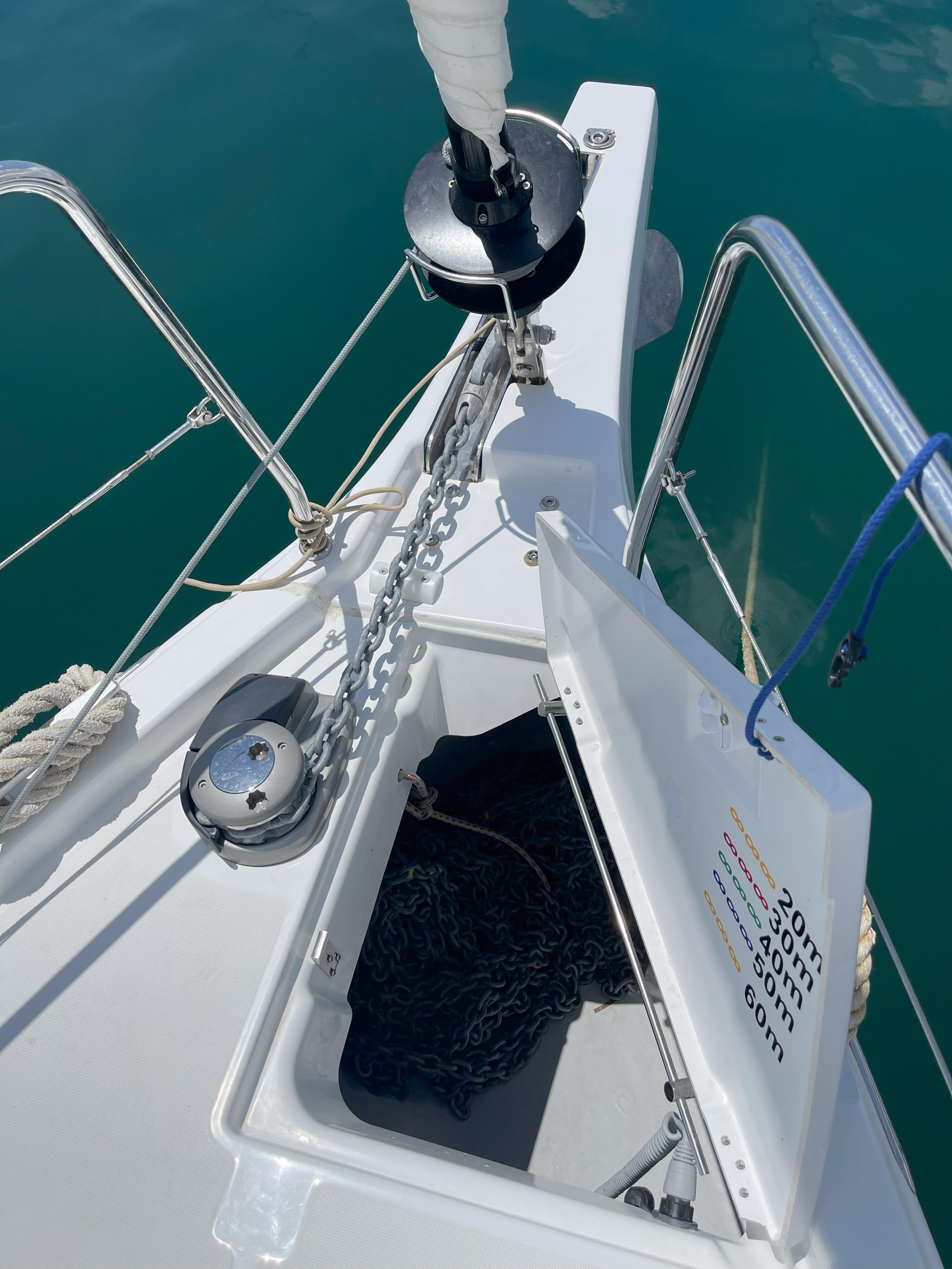 Photo #7 - Oceanis 40.1 (Neda) in Athen - 18837