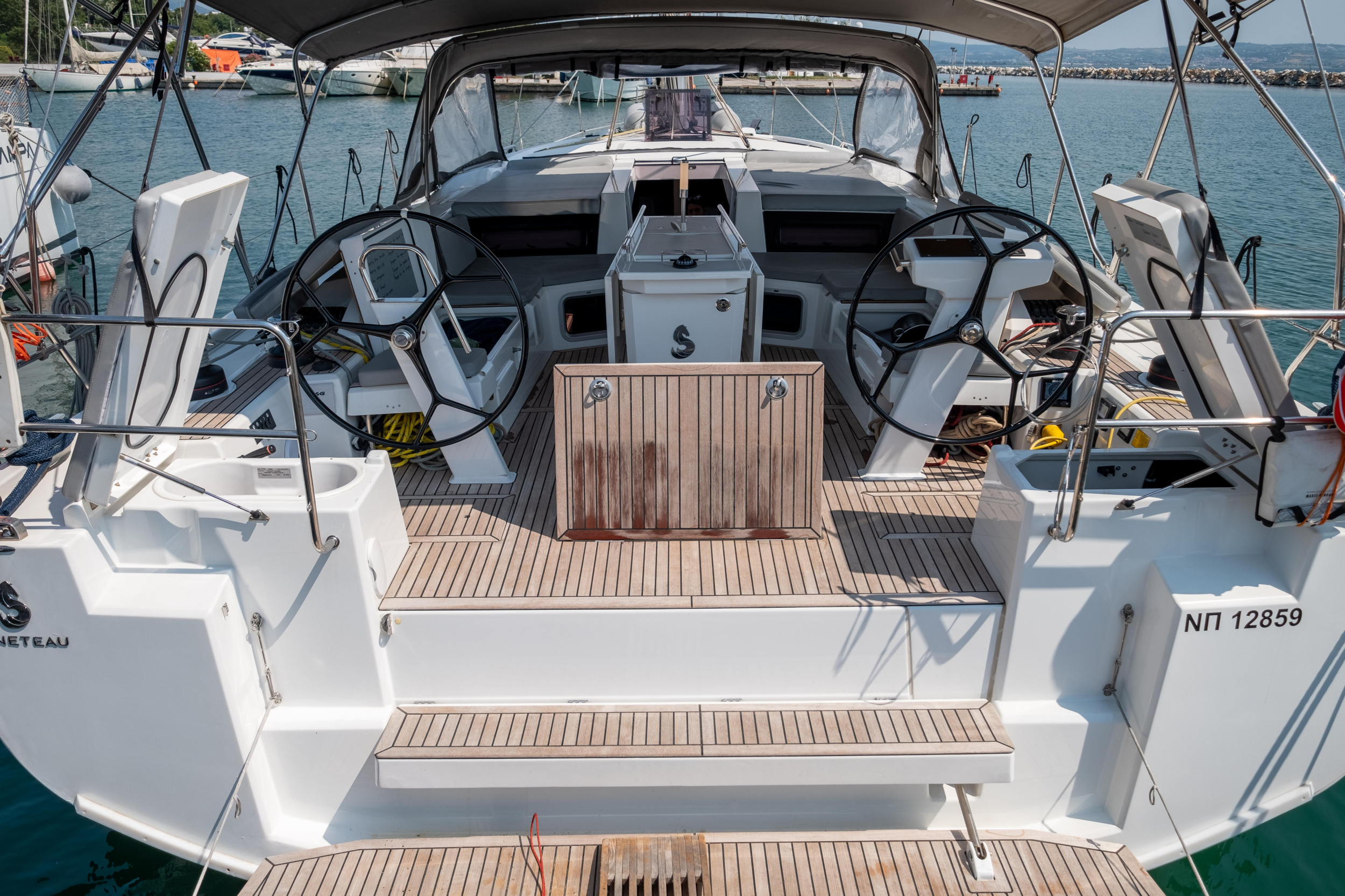 Photo #4 - Oceanis 51.1 (Aloha) in Lefkada - 19078