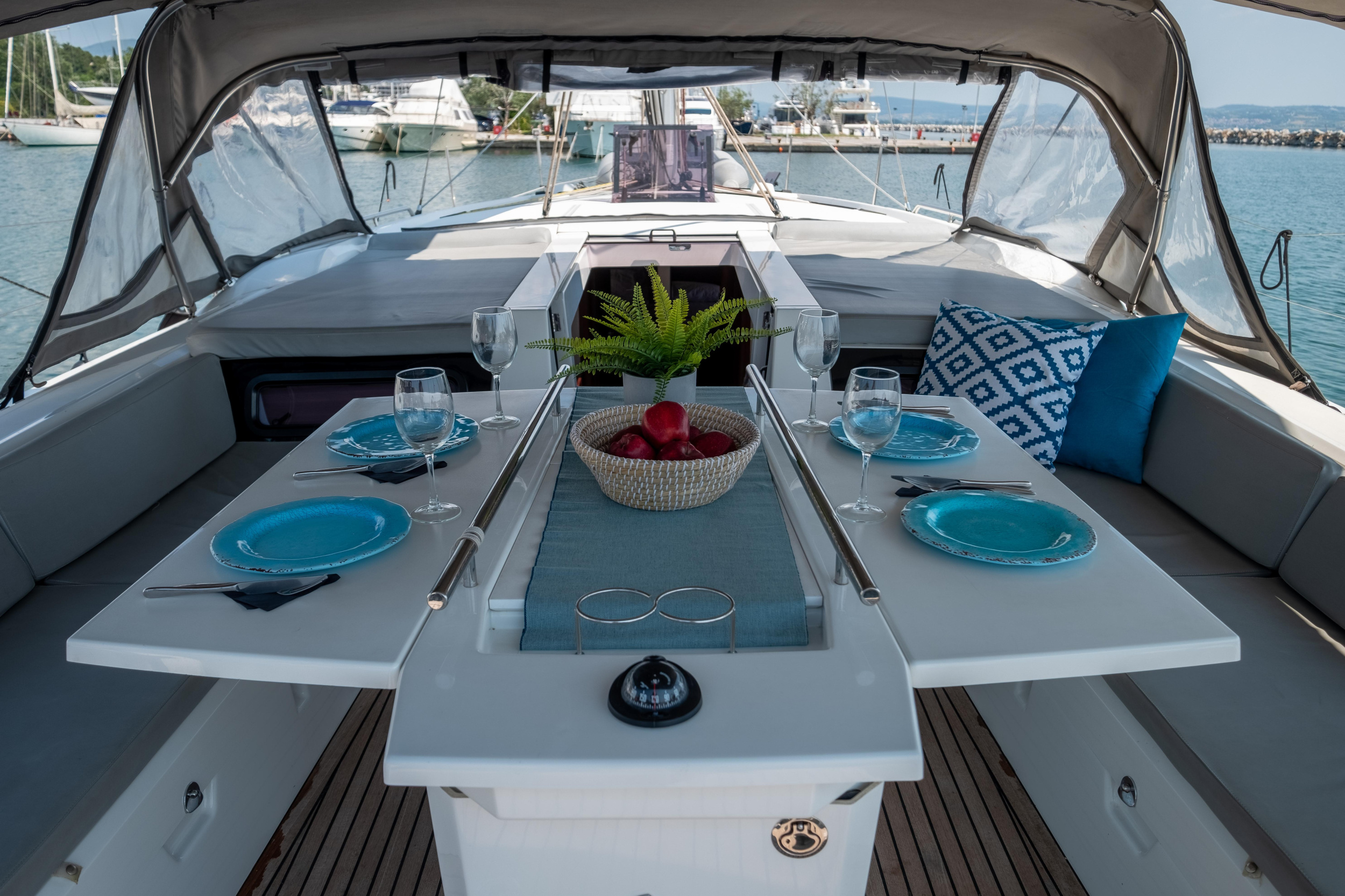 Photo #32 - Oceanis 51.1 (Aloha) in Lefkada - 19078