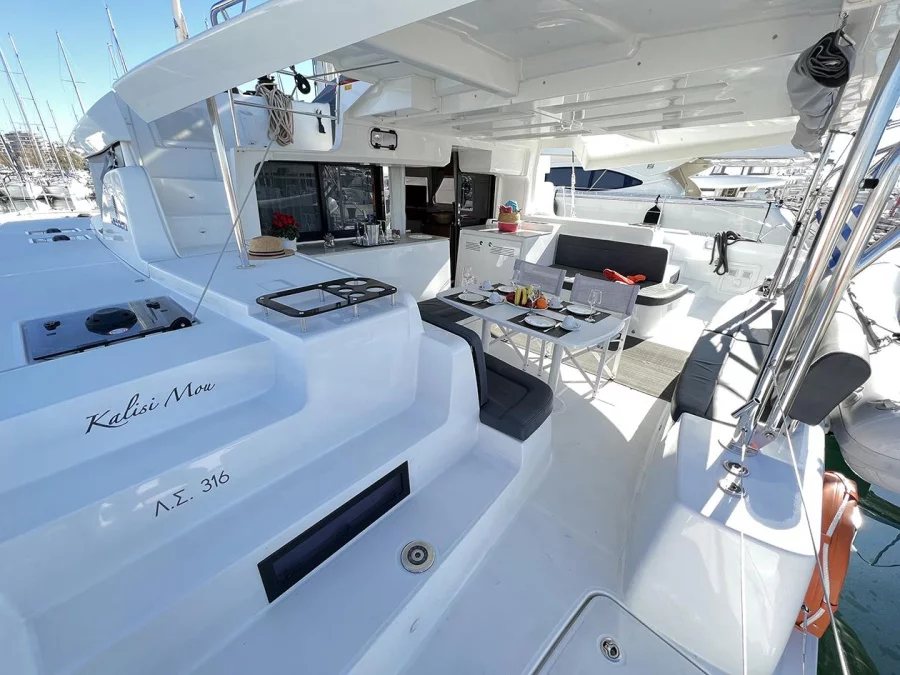 Lagoon 46 (KALISI MOU (air condition, generator, water maker)    _Skippered Only_)  - 19