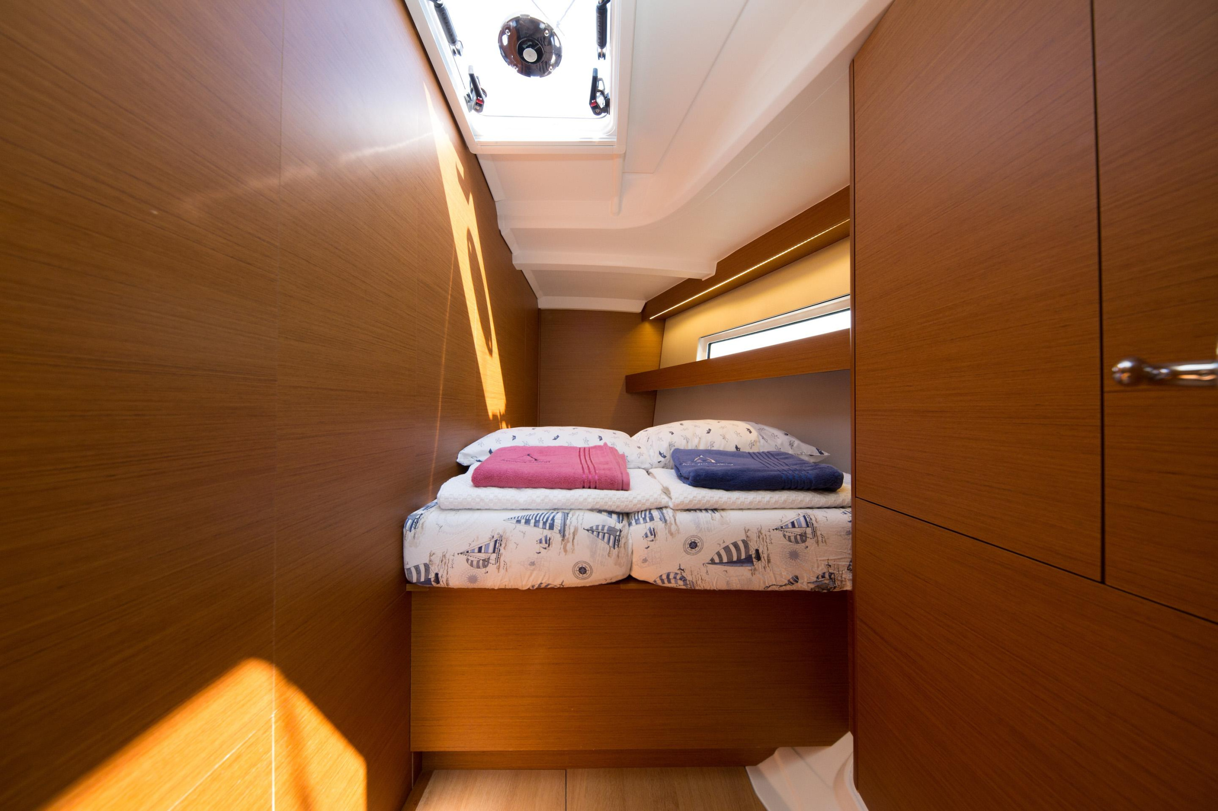 Photo #11 - Sun Odyssey 440 (Suncity 4) in Fethiye - 16635