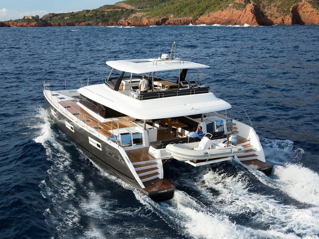 Photo #22 - Lagoon 630 Powercat LUX (Pearly Gates) en Mykonos - 15753