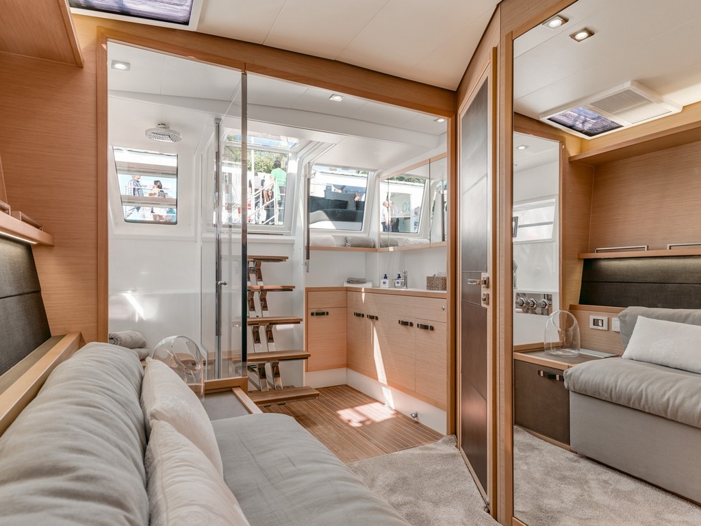 Photo #17 - Lagoon 630 Powercat LUX (Pearly Gates) en Mykonos - 15753