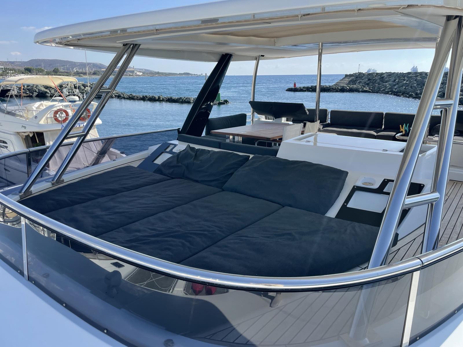 Photo #31 - Lagoon 630 Powercat LUX (Pearly Gates) en Mykonos - 15753