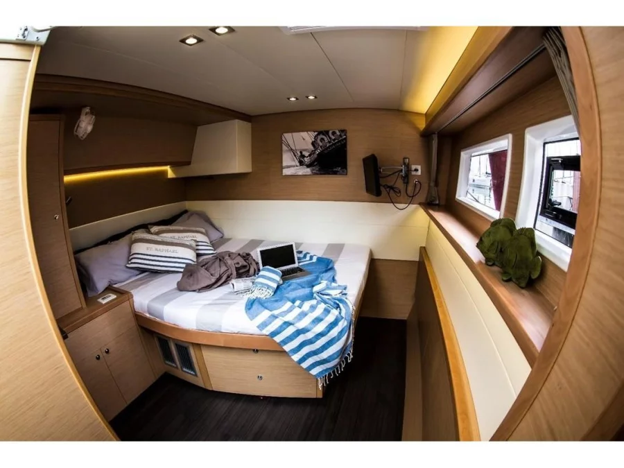 Lagoon 52F (SUMMERTIME - with flyboard and jet ski) Interior image - 28