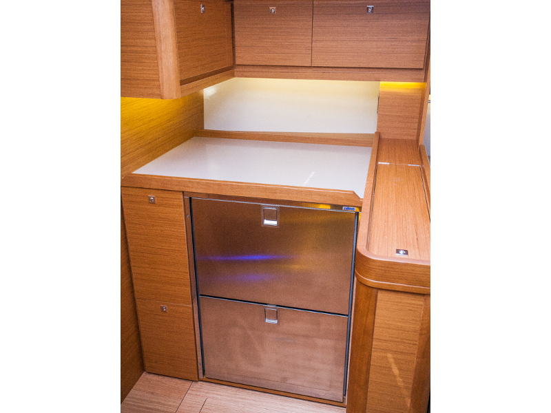 Photo #4 - Dufour 460 Grand Large (MALIN (owner version, new sails 2024., air condition, )) in Primosten - 13138
