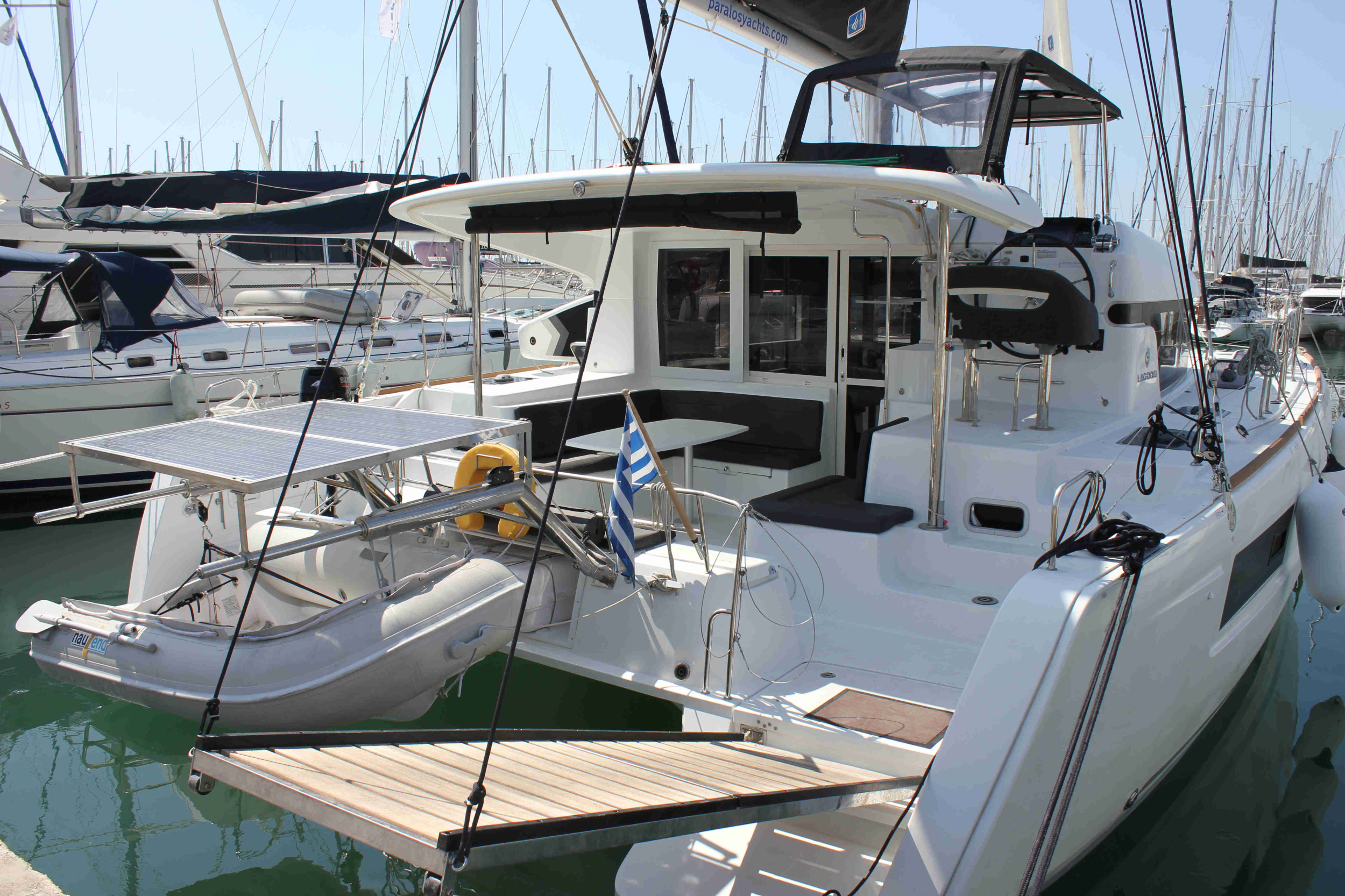 Photo #4 - Lagoon 40 (Georgios) in Atene - 14095