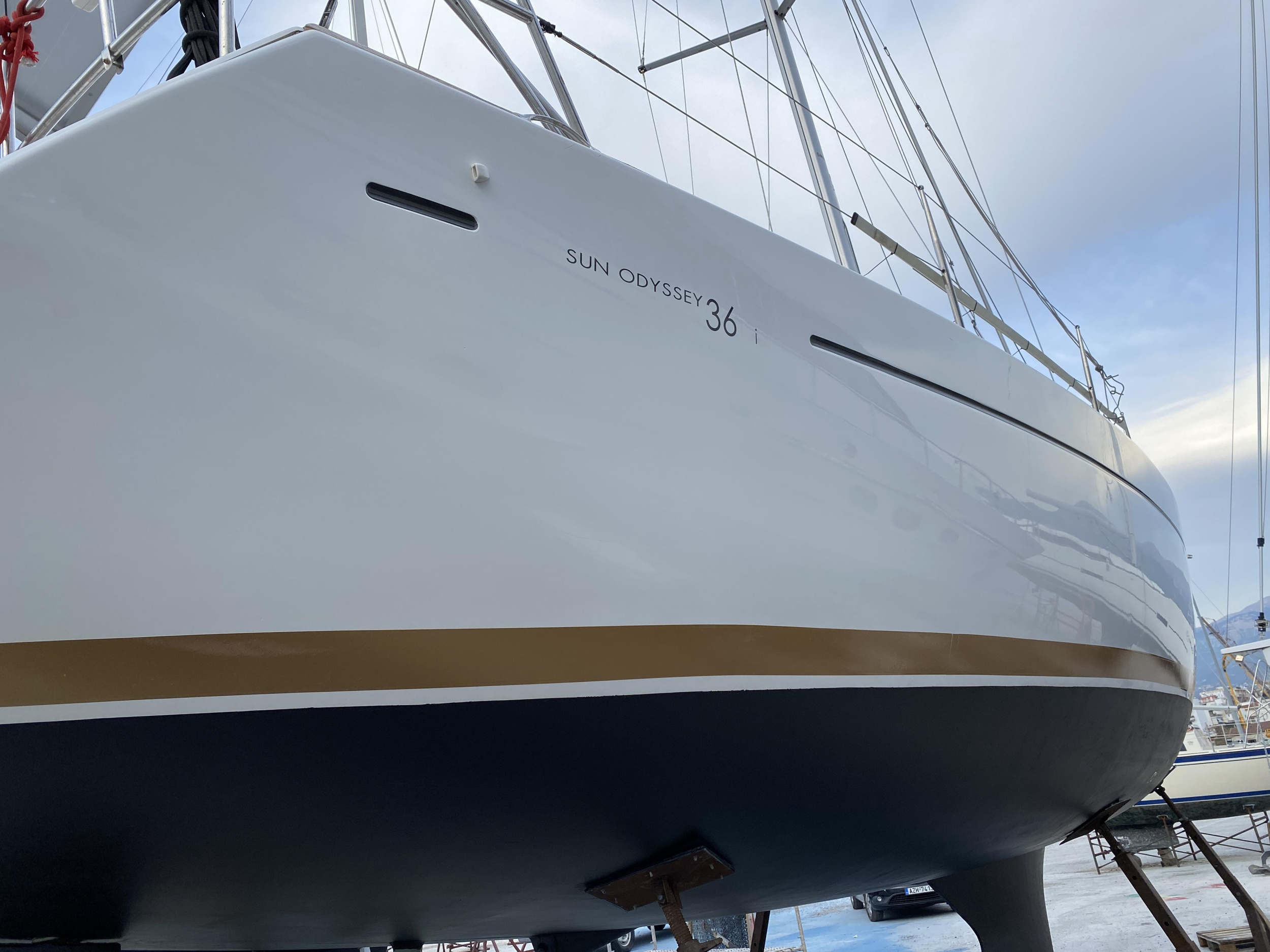 Photo #11 - Sun Odyssey 36i (Babis 2010) en Lefkada - 15700