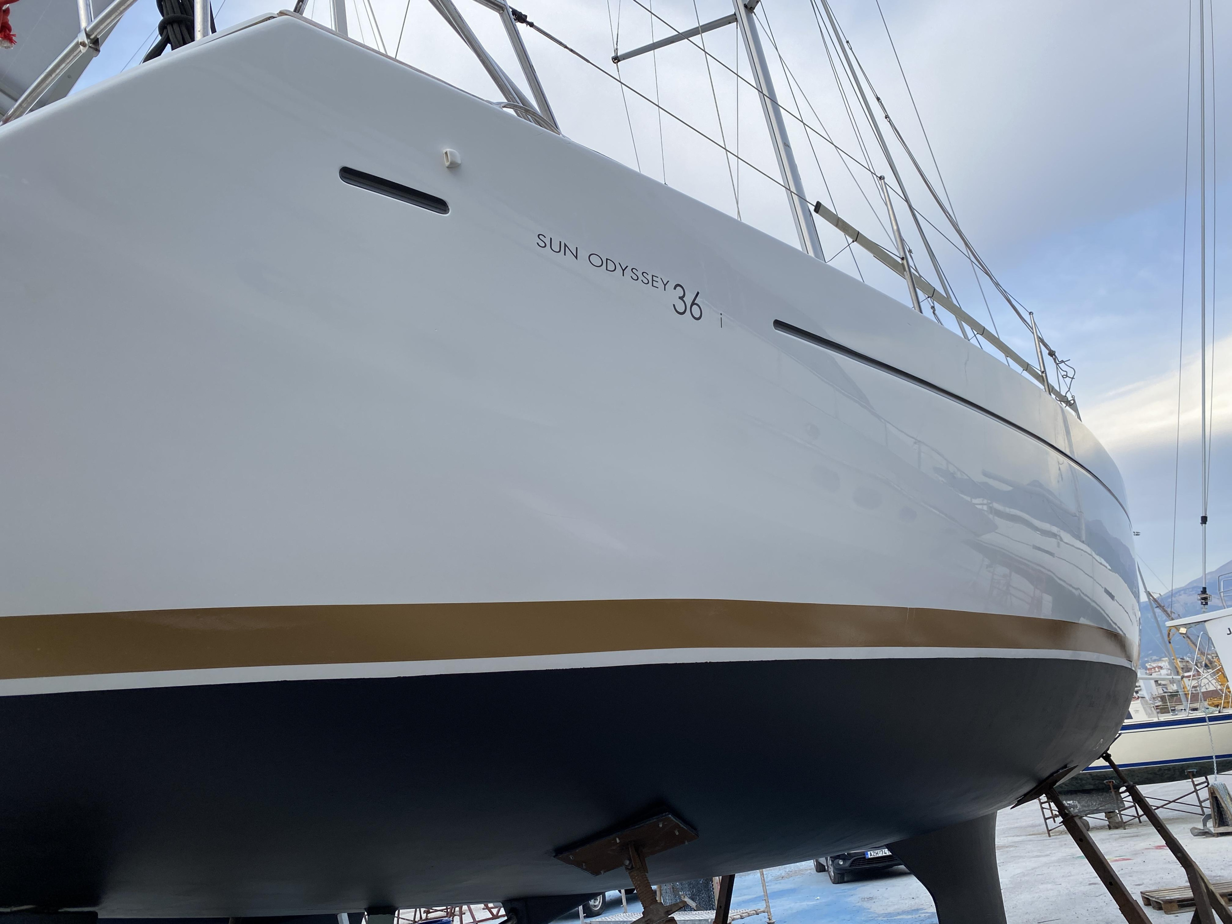 Photo #19 - Sun Odyssey 36i (Babis 2010) en Lefkada - 15700