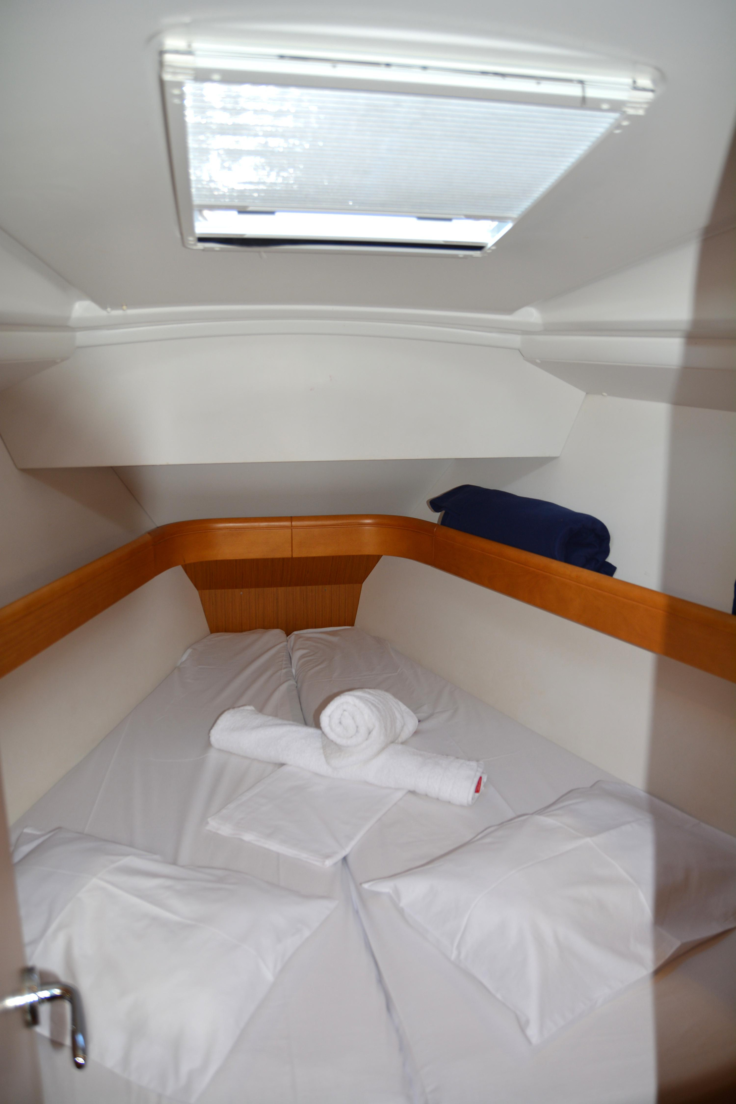 Photo #14 - Sun Odyssey 36i (Babis 2010) en Lefkada - 15700