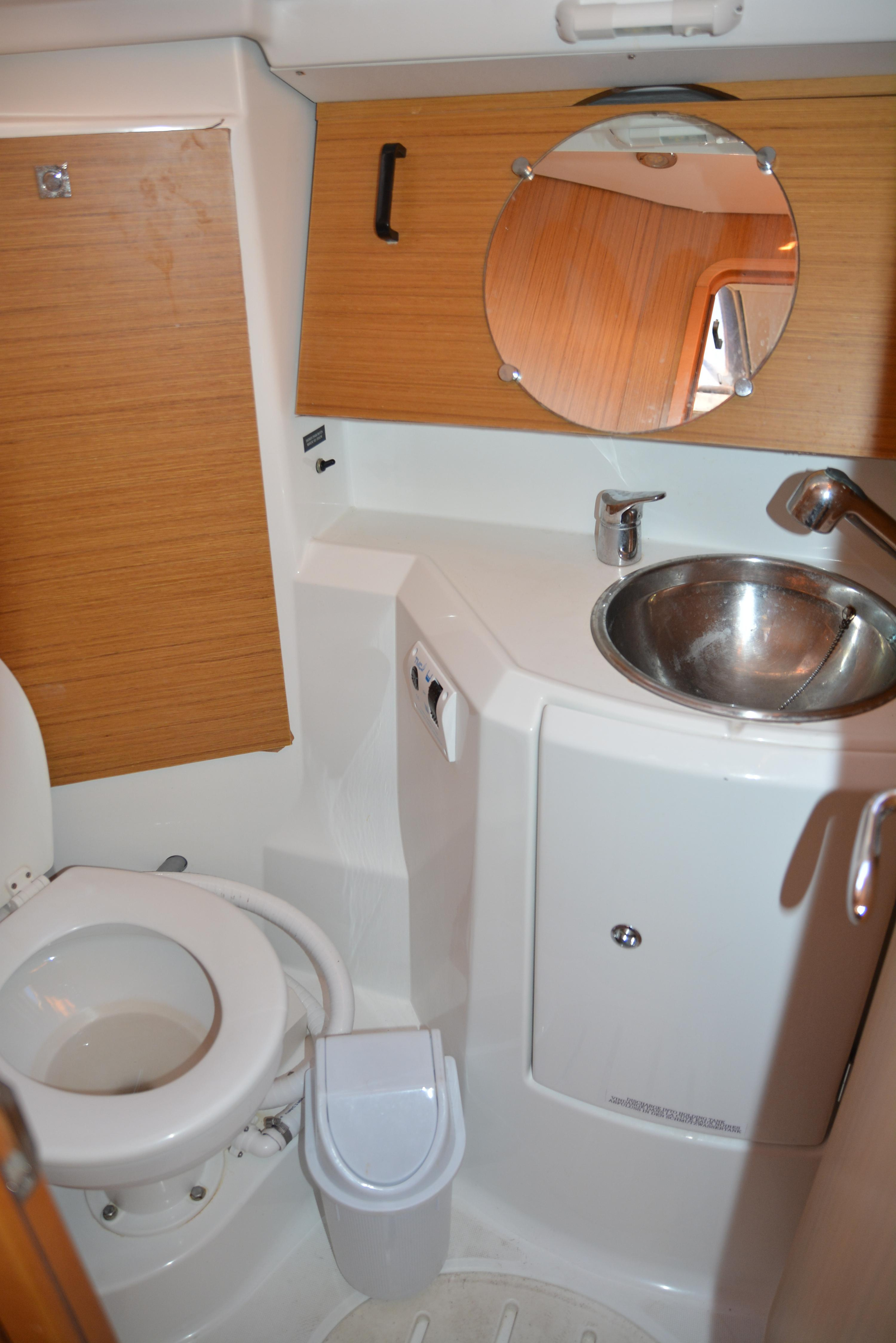 Photo #12 - Sun Odyssey 36i (Babis 2010) en Lefkada - 15700