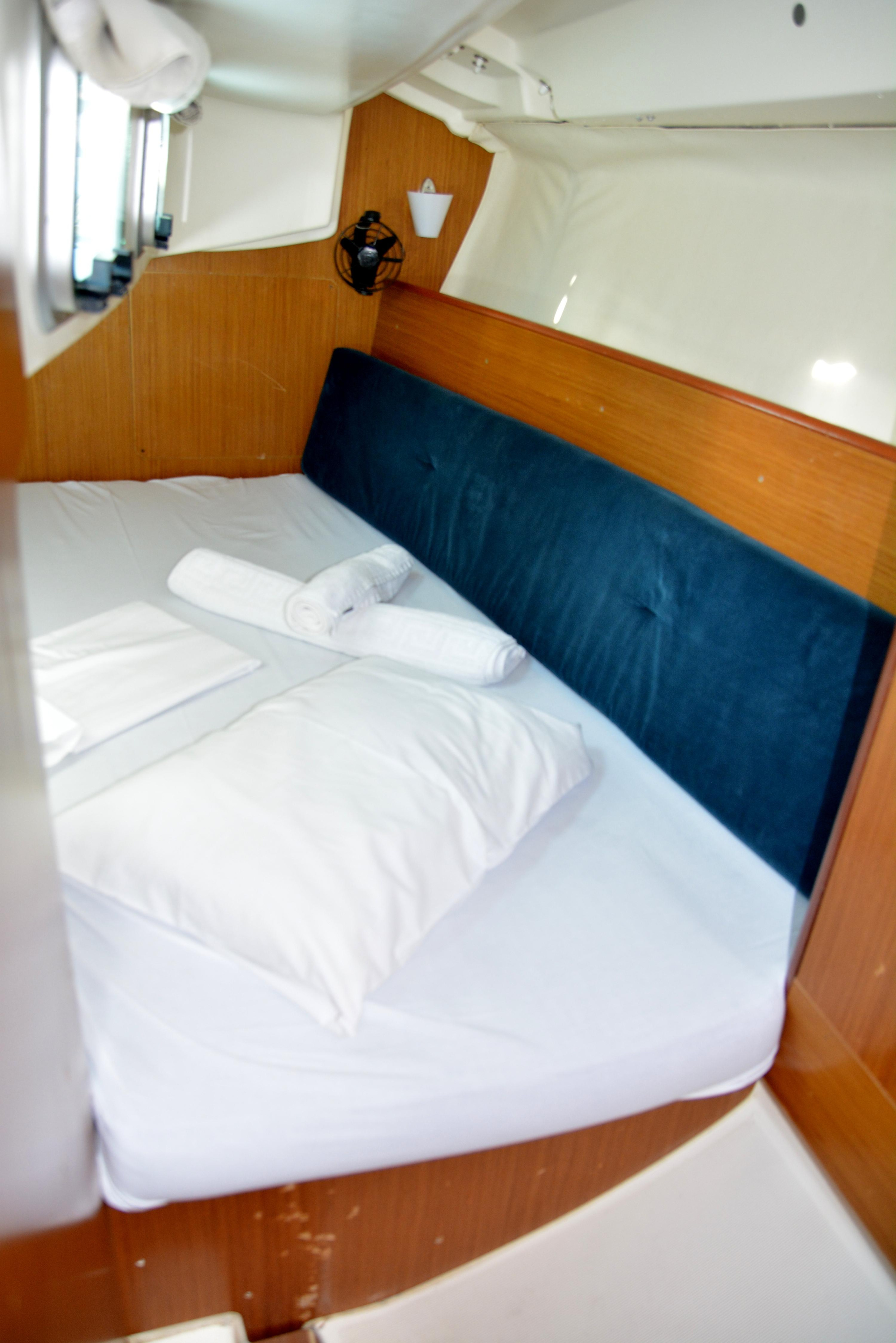 Photo #16 - Sun Odyssey 32i (Charoula) in Lefkada - 15704