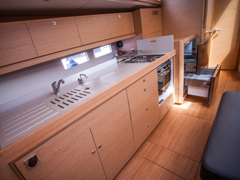 Photo #10 - Dufour 460 Grand Large (LISABET (new sails 2024., air condition)) in Primosten - 12260