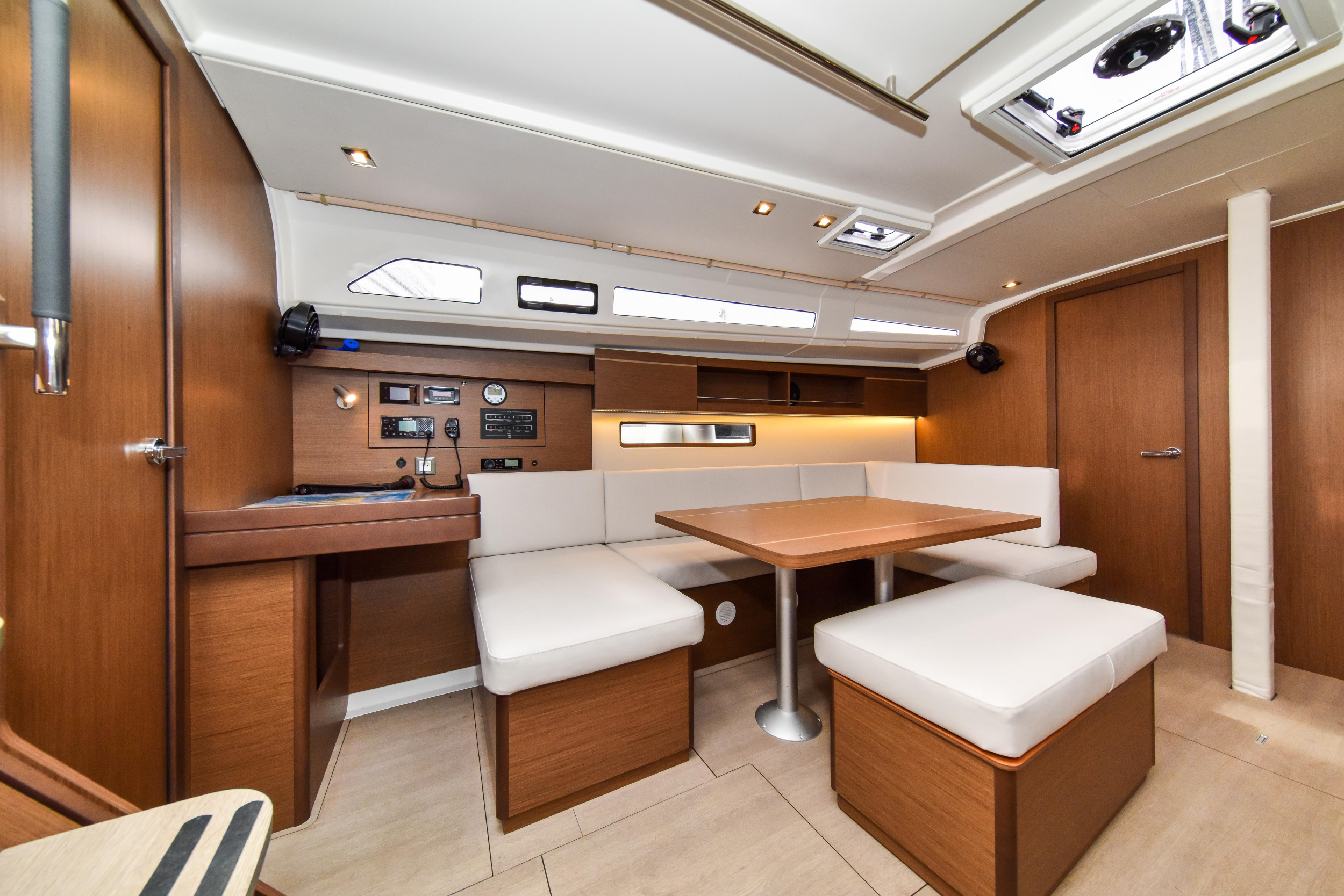 Photo #81 - Oceanis 40.1 (EYLIN) in Zara - 15045