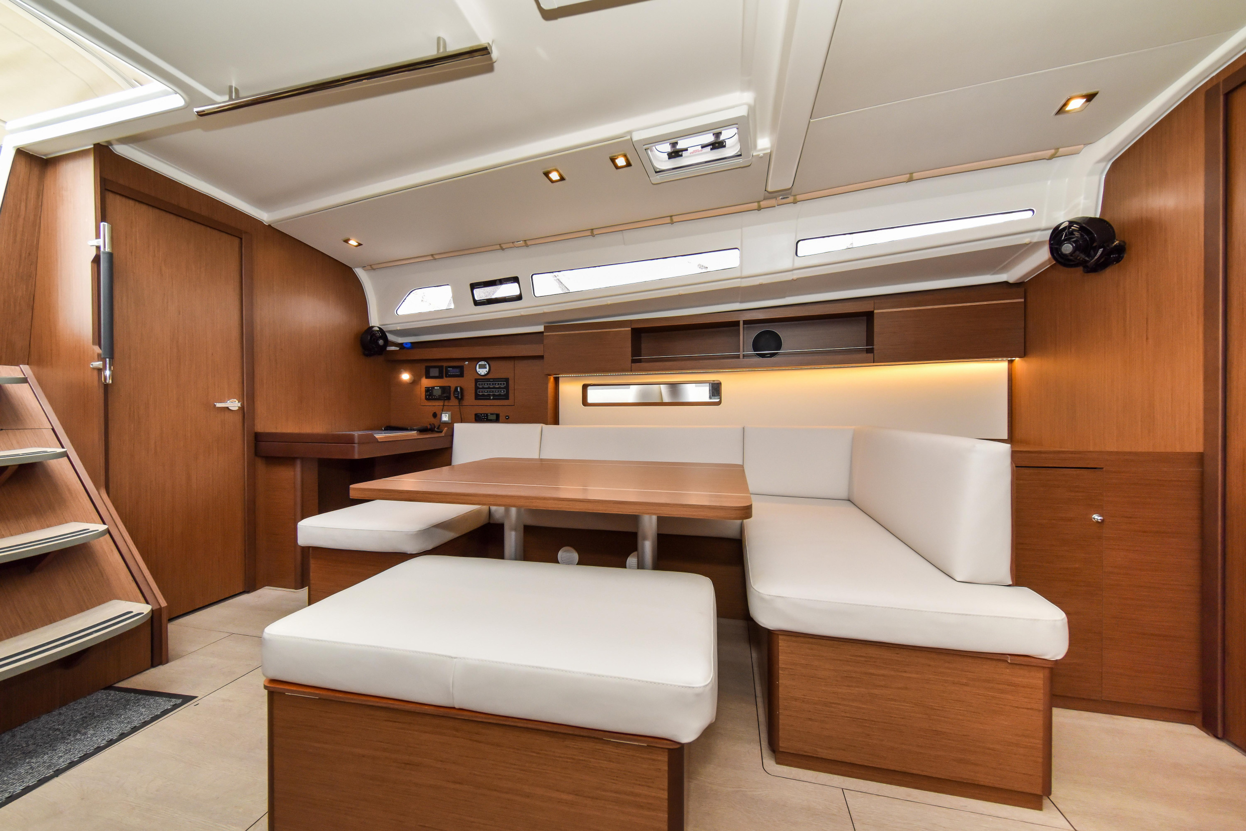 Photo #34 - Oceanis 40.1 (EYLIN) in Zara - 15045