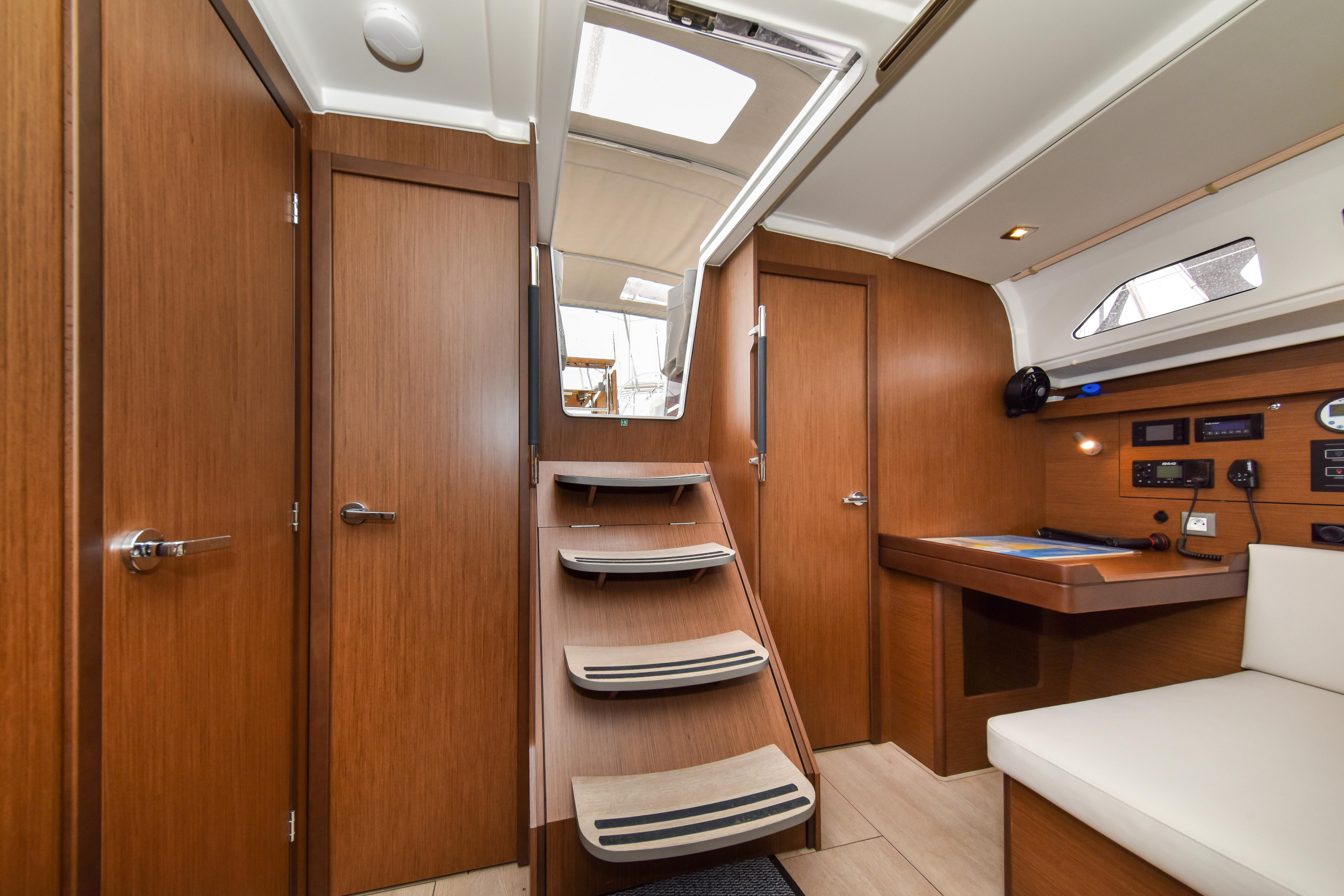 Photo #97 - Oceanis 40.1 (EYLIN) in Zara - 15045