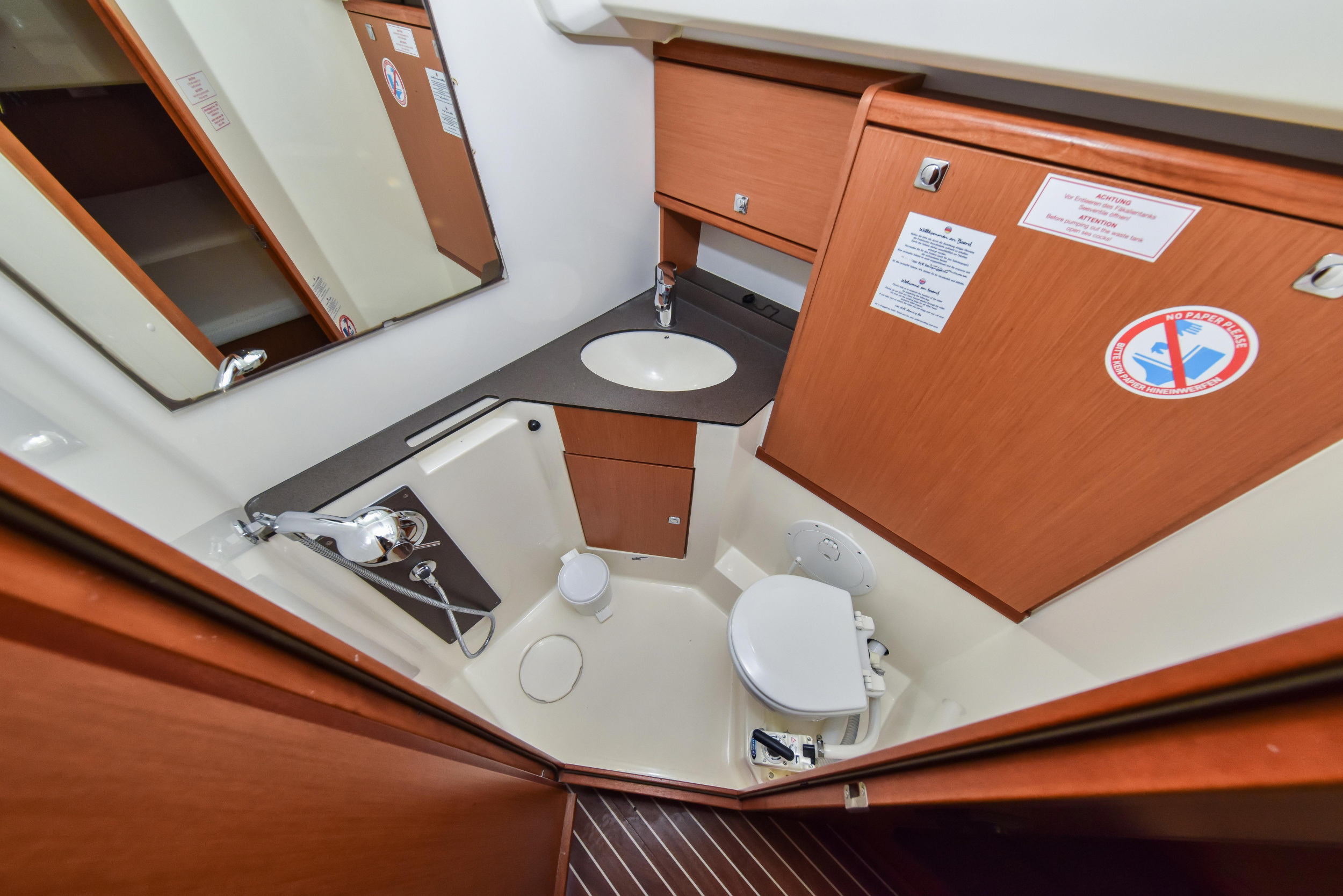 Photo #21 - Bavaria Cruiser 46 (SIX BAG) in Zara - 14700