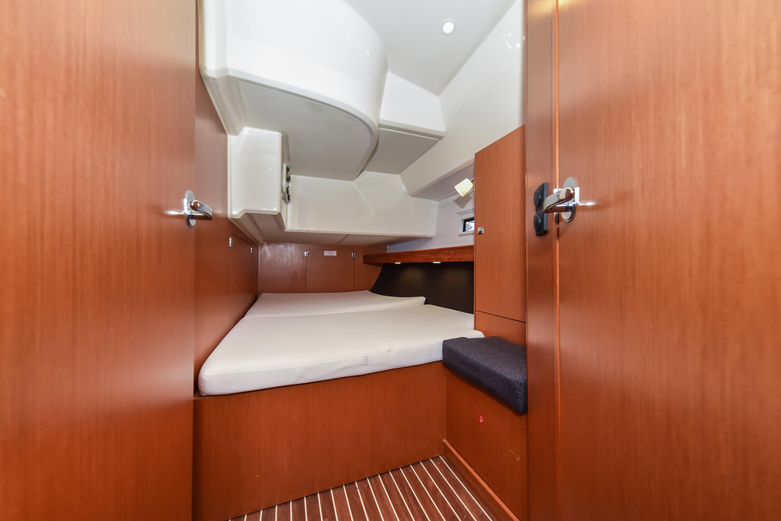 Photo #17 - Bavaria Cruiser 46 (SIX BAG) in Zara - 14700