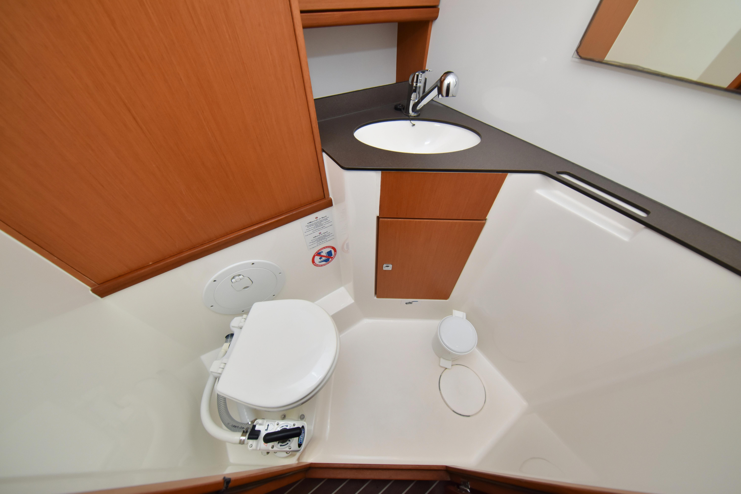 Photo #98 - Bavaria Cruiser 46 (SIX BAG) in Zara - 14700
